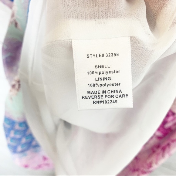 Urban Outfitters Skies are Blue Floral Strappy Tank Blouse Size Small - Picture 6 of 7